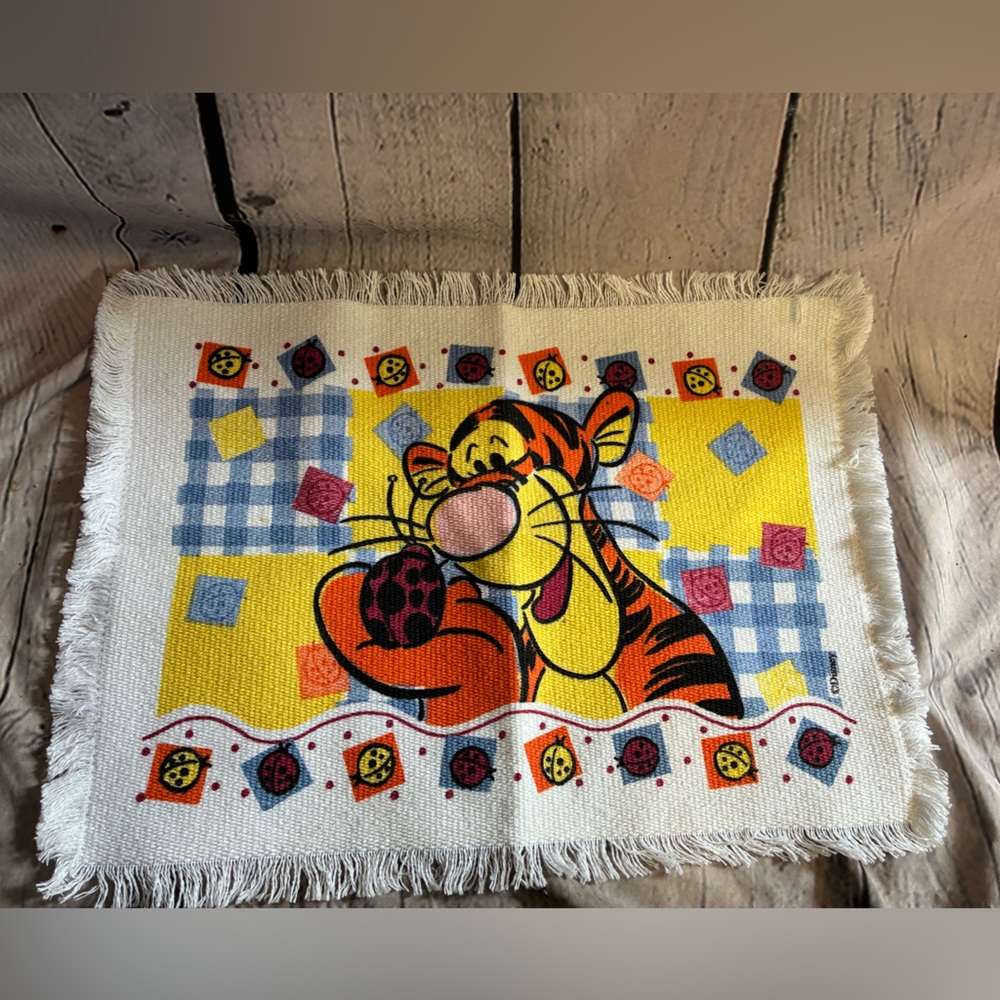 5/$20 VTG Disney Winnie the Pooh Tigger Woven‎ Fabric Table Placemat Ladybug GUC